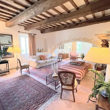 Adam House, Exclusive Pool, Outstanding Views, Vast Garden, Aircon, Sleeps 8 Spoleto