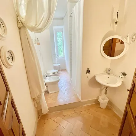 Adam House, Exclusive Pool, Outstanding Views, Vast Garden, Aircon, Sleeps 8 *