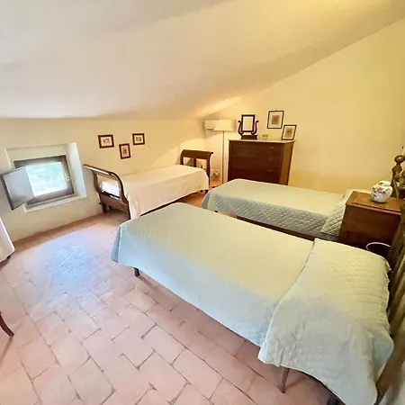 Vila Adam House - Beautiful Exc Pool - Sleeps 8