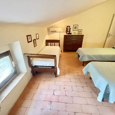 Adam House, Exclusive Pool, Outstanding Views, Vast Garden, Aircon, Sleeps 8 Spoleto