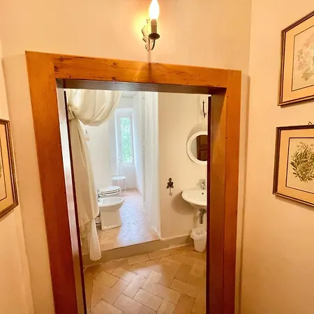 Adam House, Exclusive Pool, Outstanding Views, Vast Garden, Aircon, Sleeps 8