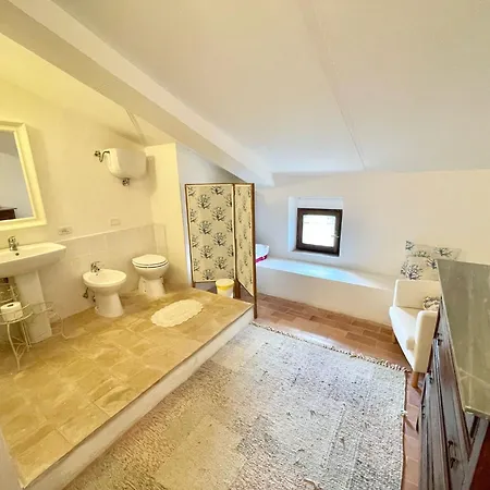 Villa Adam House, Exclusive Pool, Outstanding Views, Vast Garden, Aircon, Sleeps 8 *