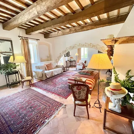 Villa Adam House, Exclusive Pool, Outstanding Views, Vast Garden, Aircon, Sleeps 8 Spoleto