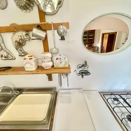 Adam House, Exclusive Pool, Outstanding Views, Vast Garden, Aircon, Sleeps 8 *