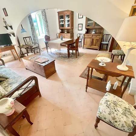 Adam House, Exclusive Pool, Outstanding Views, Vast Garden, Aircon, Sleeps 8 Villa *