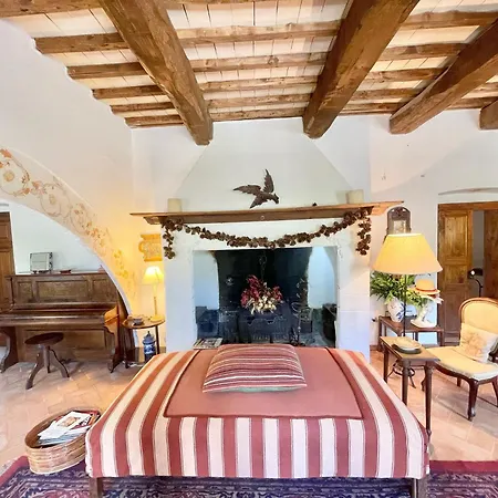 Adam House, Exclusive Pool, Outstanding Views, Vast Garden, Aircon, Sleeps 8 Villa Spoleto