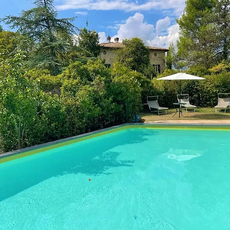 Villa Adam House, Exclusive Pool, Outstanding Views, Vast Garden, Aircon, Sleeps 8 Spoleto