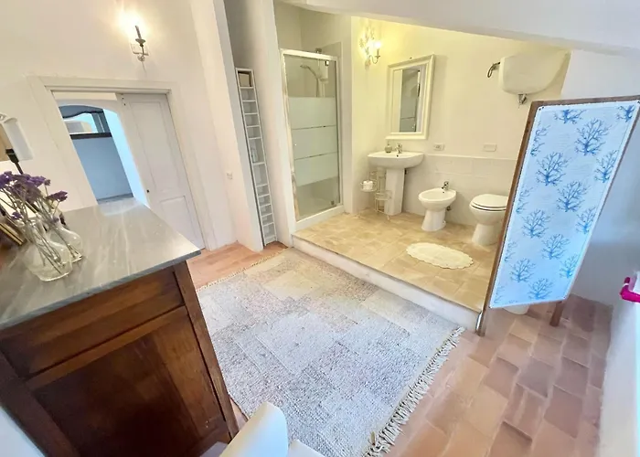 Вилла Adam House, Exclusive Pool, Outstanding Views, Vast Garden, Aircon, Sleeps 8