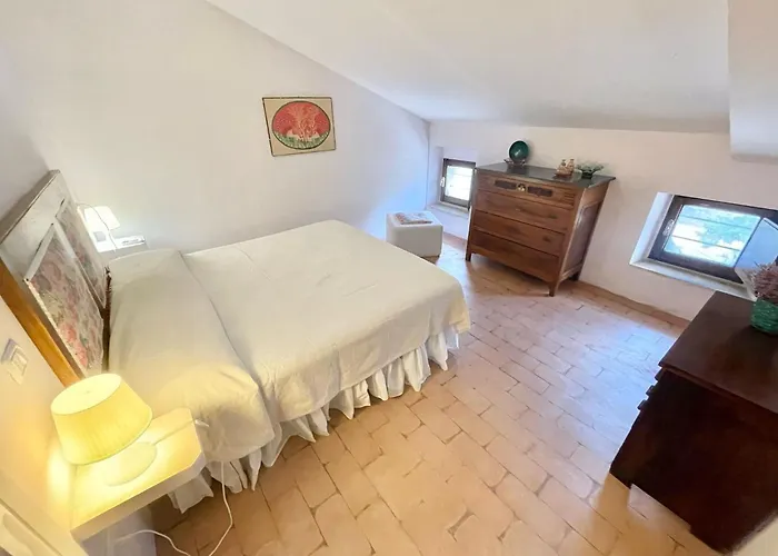 Adam House, Exclusive Pool, Outstanding Views, Vast Garden, Aircon, Sleeps 8 Вилла *